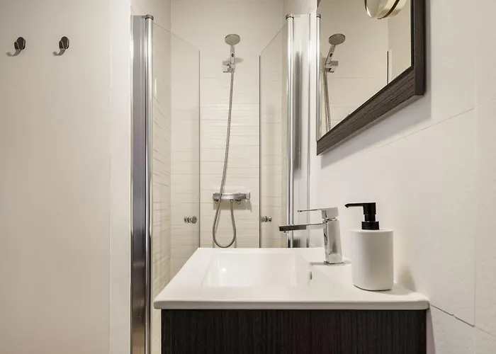 Mezzanine In The Center 波尔图