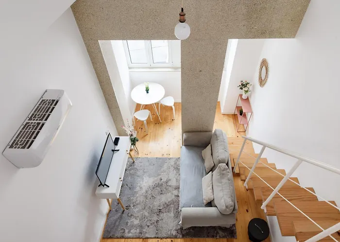 Apartment Mezzanine In The Center *