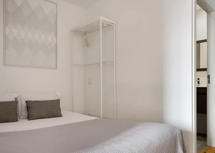 Apartment Mezzanine In The Center Porto