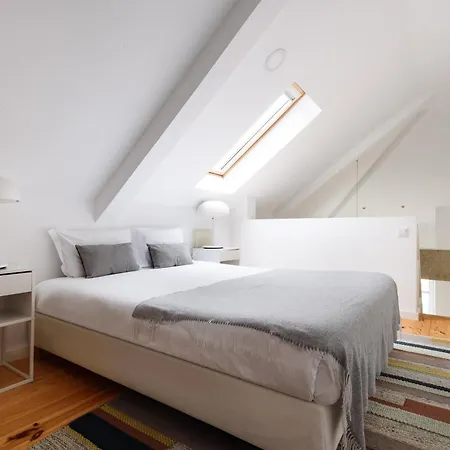 Mezzanine In The Center Apartman *